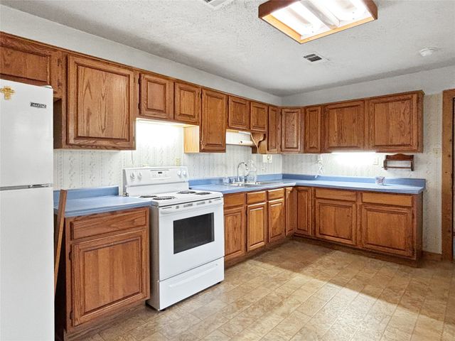 1200 Lima Street, Dallas, TX 75232