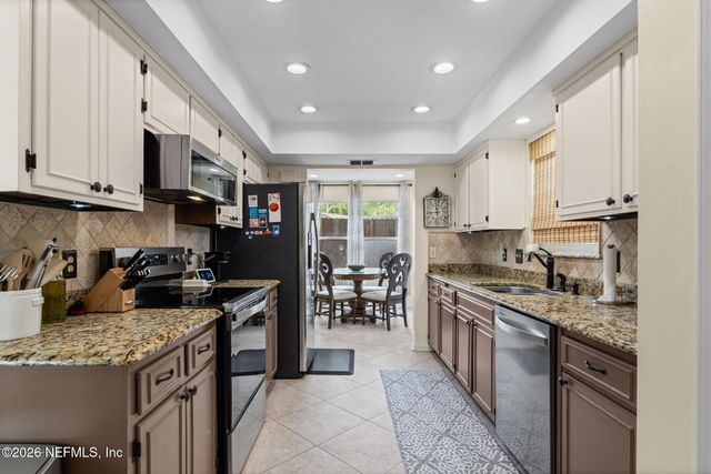 8951 BROOKSHIRE Court, Jacksonville, FL 32257