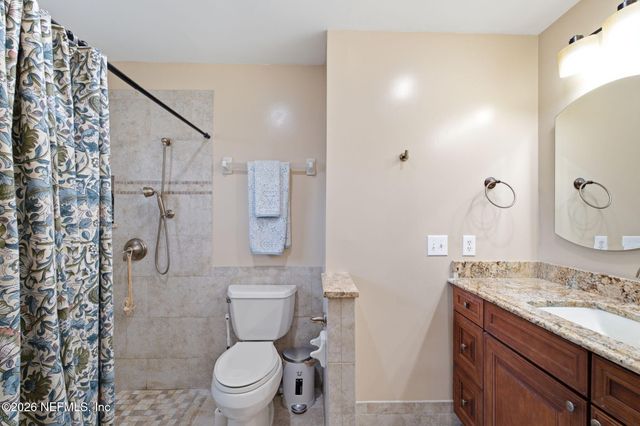 8951 BROOKSHIRE Court, Jacksonville, FL 32257