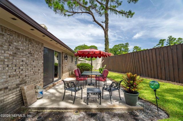 8951 BROOKSHIRE Court, Jacksonville, FL 32257