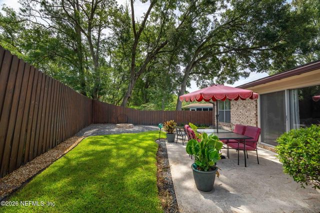 8951 BROOKSHIRE Court, Jacksonville, FL 32257