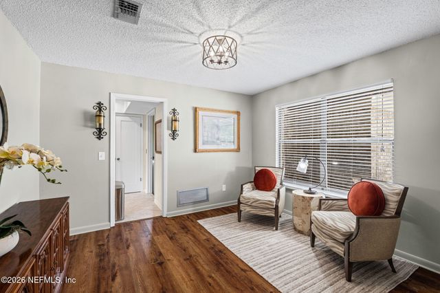 8951 BROOKSHIRE Court, Jacksonville, FL 32257