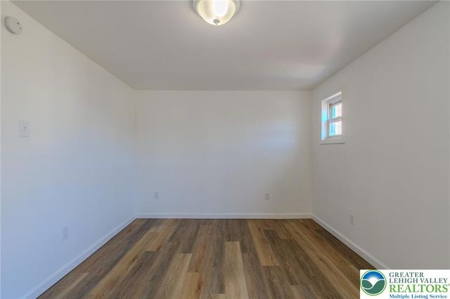 40 South 12th Street, Easton, PA 18042