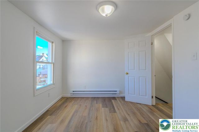 40 South 12th Street, Easton, PA 18042