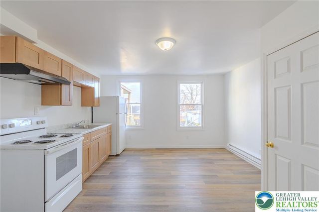 40 South 12th Street, Easton, PA 18042