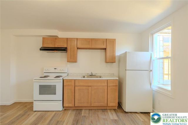 40 South 12th Street, Easton, PA 18042