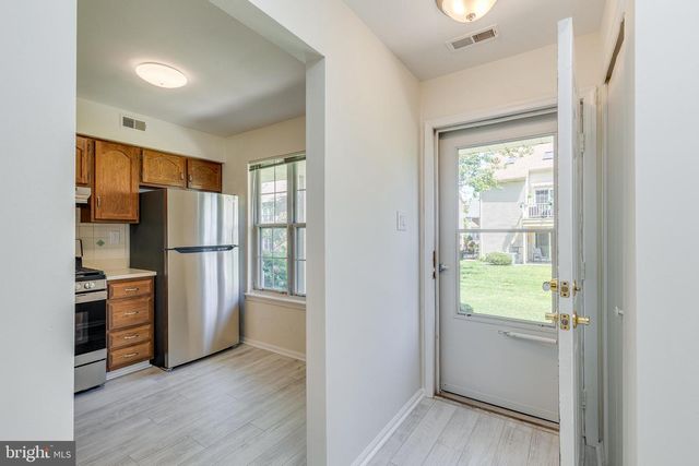 5711-A ADELAIDE DR, Mount Laurel, NJ 08054