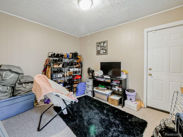 4826 Yorkshire Road, Detroit, MI 48224