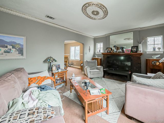 4826 Yorkshire Road, Detroit, MI 48224