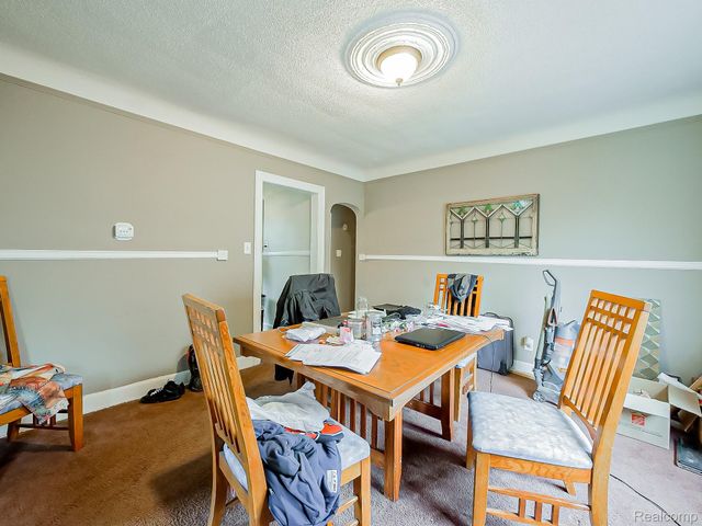 4826 Yorkshire Road, Detroit, MI 48224