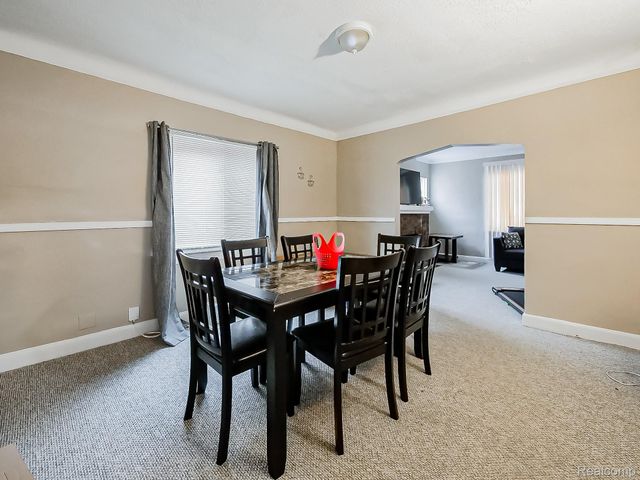 4826 Yorkshire Road, Detroit, MI 48224