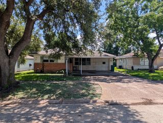 1317 Susan Street, Pasadena, TX 77506