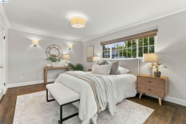 38454 Glenview Dr, Fremont, CA 94536