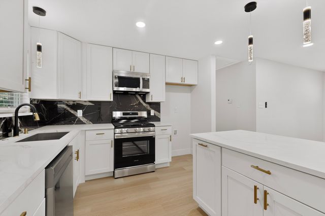 1313 Crockett Street, Garland, TX 75040