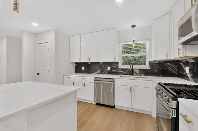 1313 Crockett Street, Garland, TX 75040