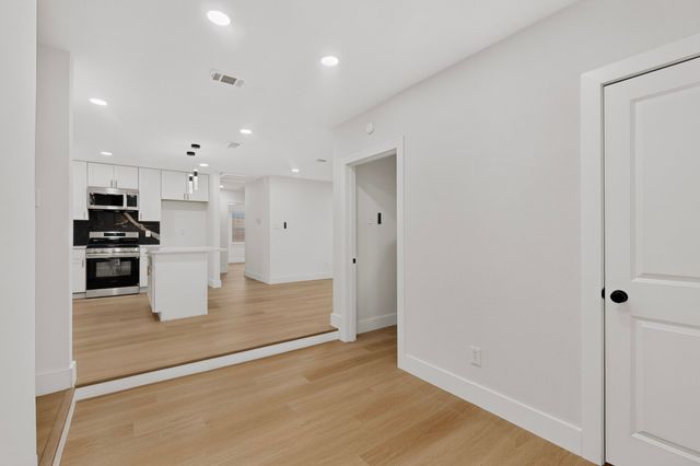 1313 Crockett Street, Garland, TX 75040