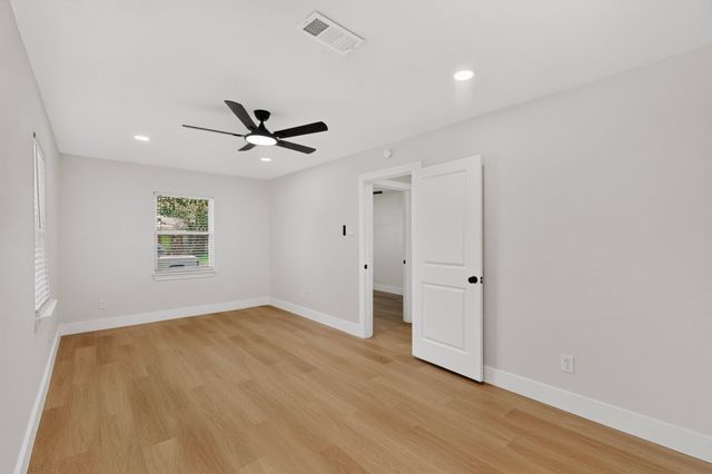 1313 Crockett Street, Garland, TX 75040