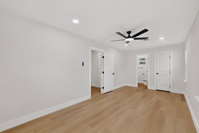 1313 Crockett Street, Garland, TX 75040