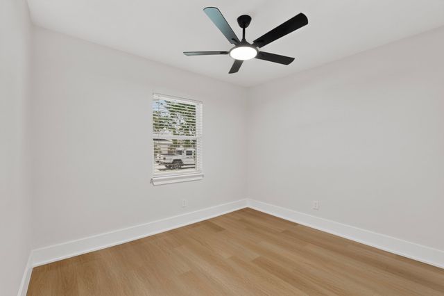 1313 Crockett Street, Garland, TX 75040