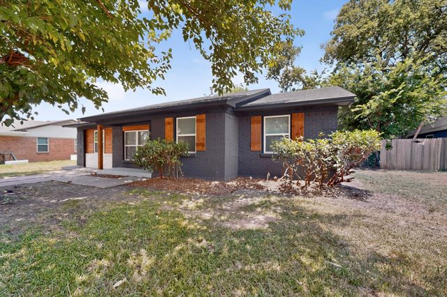 1313 Crockett Street, Garland, TX 75040
