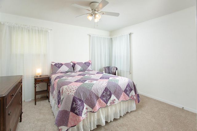 727 Gray Ave, Yuba City, CA 95991