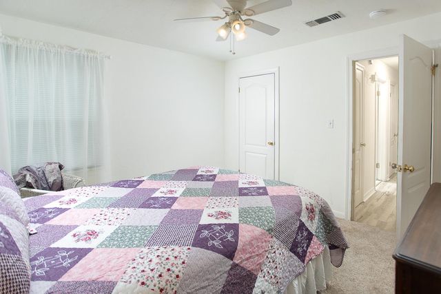 727 Gray Ave, Yuba City, CA 95991