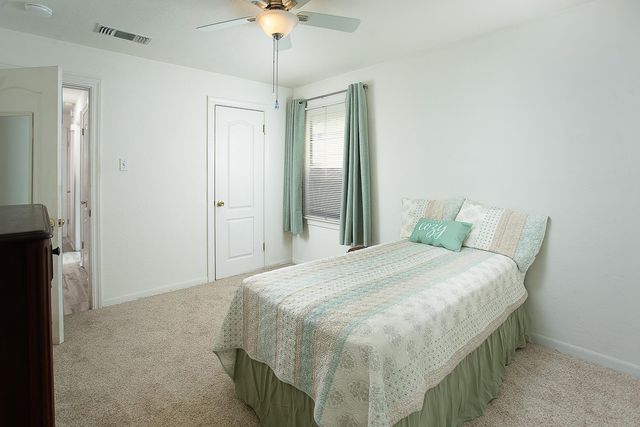 727 Gray Ave, Yuba City, CA 95991