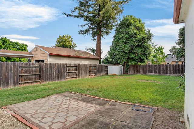 727 Gray Ave, Yuba City, CA 95991