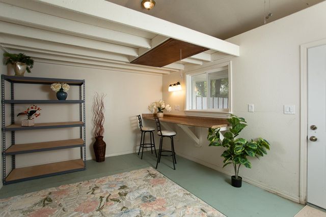 727 Gray Ave, Yuba City, CA 95991