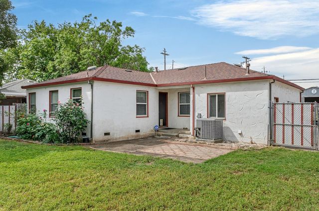 727 Gray Ave, Yuba City, CA 95991