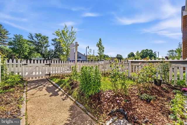 9806 GRANT AVE, Manassas, VA 20110