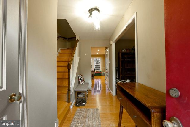 7966 HIDDEN BRIDGE DR, Springfield, VA 22153