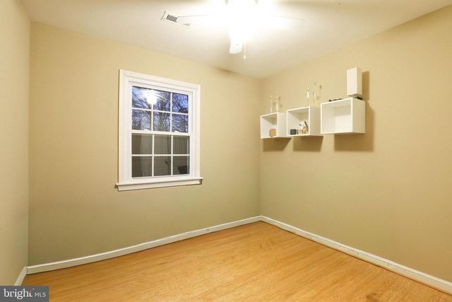 7966 HIDDEN BRIDGE DR, Springfield, VA 22153