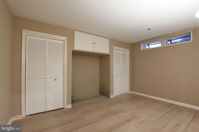 7966 HIDDEN BRIDGE DR, Springfield, VA 22153