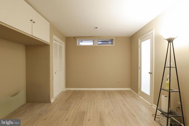 7966 HIDDEN BRIDGE DR, Springfield, VA 22153