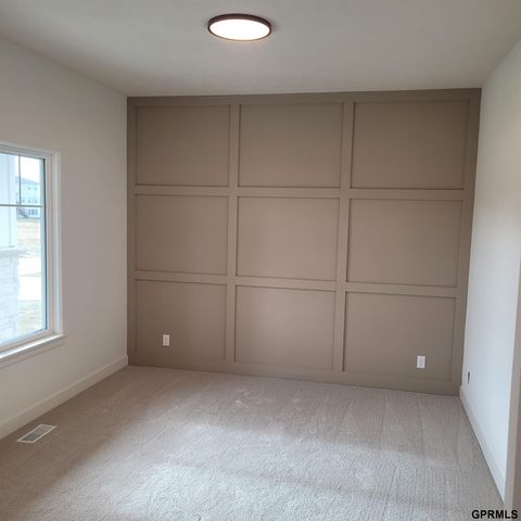 19826 Cinnamon Street, Gretna, NE 68135