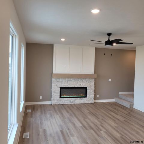 19826 Cinnamon Street, Gretna, NE 68135