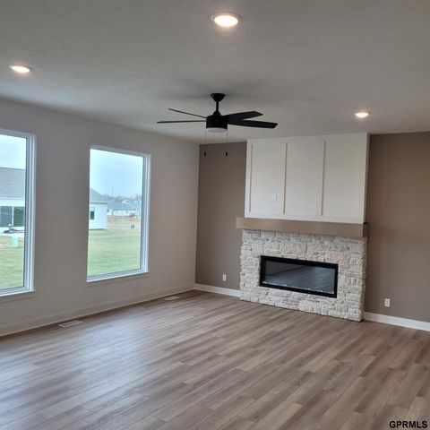 19826 Cinnamon Street, Gretna, NE 68135