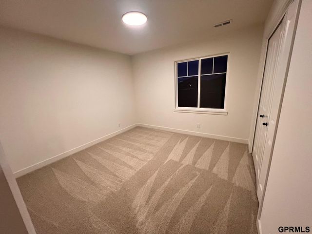 19826 Cinnamon Street, Gretna, NE 68135