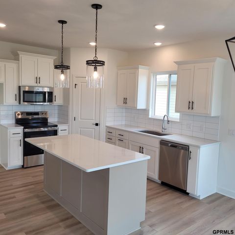 19826 Cinnamon Street, Gretna, NE 68135