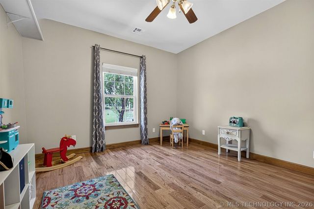 9917 E Shadowlake Drive, Claremore, OK 74017