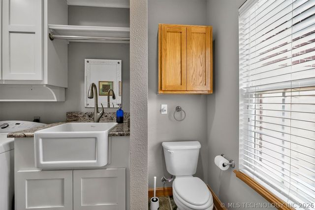 9917 E Shadowlake Drive, Claremore, OK 74017