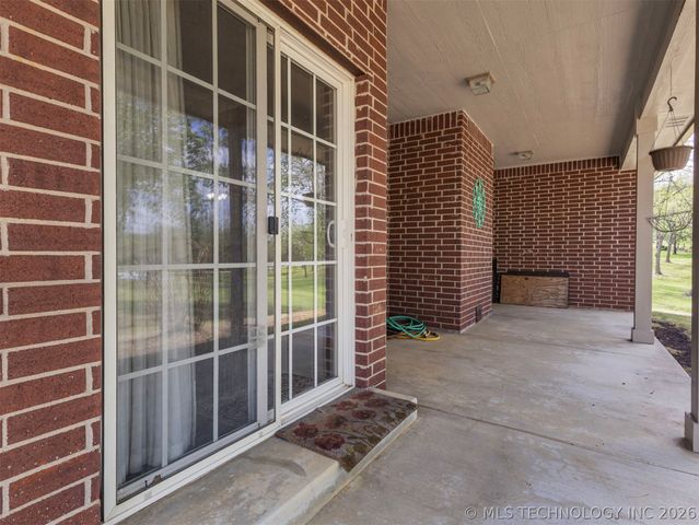9917 E Shadowlake Drive, Claremore, OK 74017