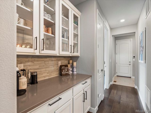 8375 Estes Park Avenue, Littleton, CO 80125