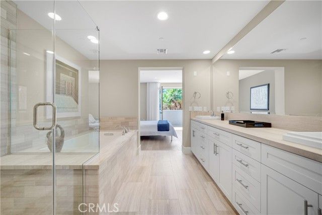 23500 Park Sorrento D21, Calabasas, CA 91302