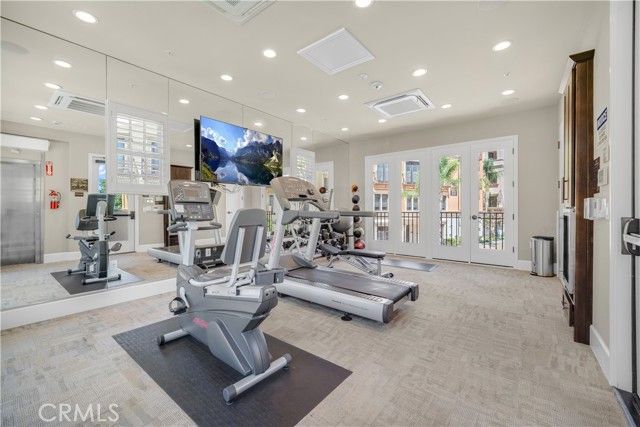 23500 Park Sorrento D21, Calabasas, CA 91302