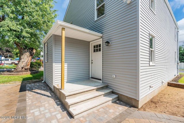 18 Maple Avenue A, Eatontown, NJ 07724
