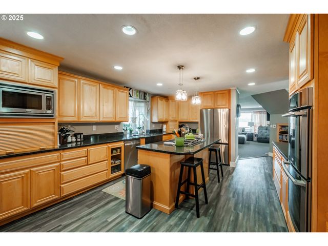 7873 PARKER Ln, Turner, OR 97392