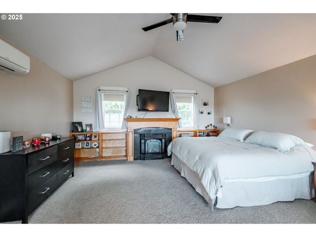 7873 PARKER Ln, Turner, OR 97392