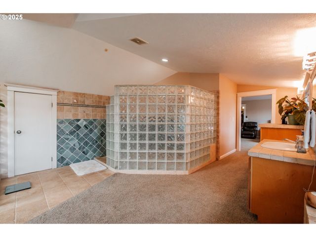 7873 PARKER Ln, Turner, OR 97392